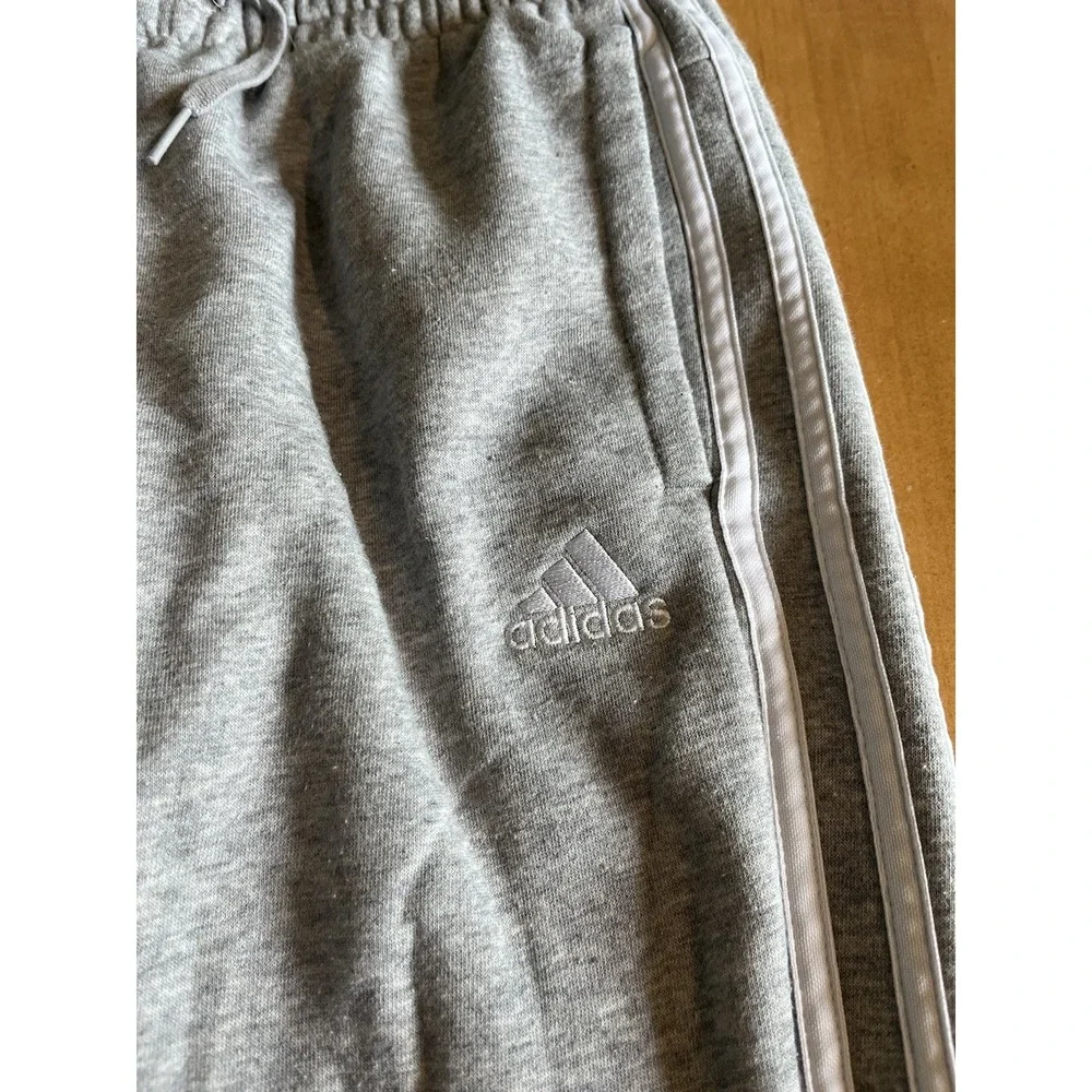 adidas jogger sweatpant